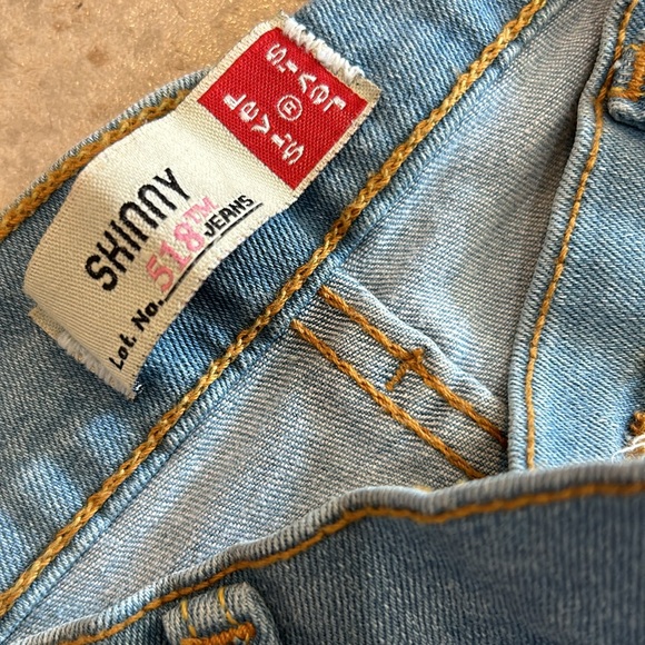 Levi’s very stretchy long jeans. Excellent condition - Picture 2 of 5